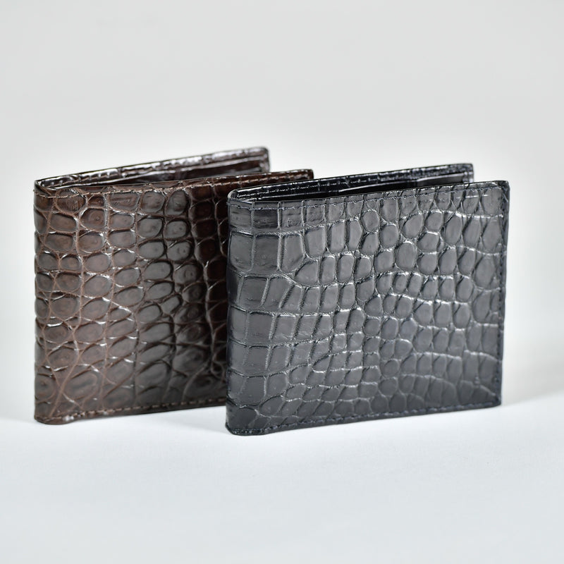 Cartera clásica de cocodrilo completa