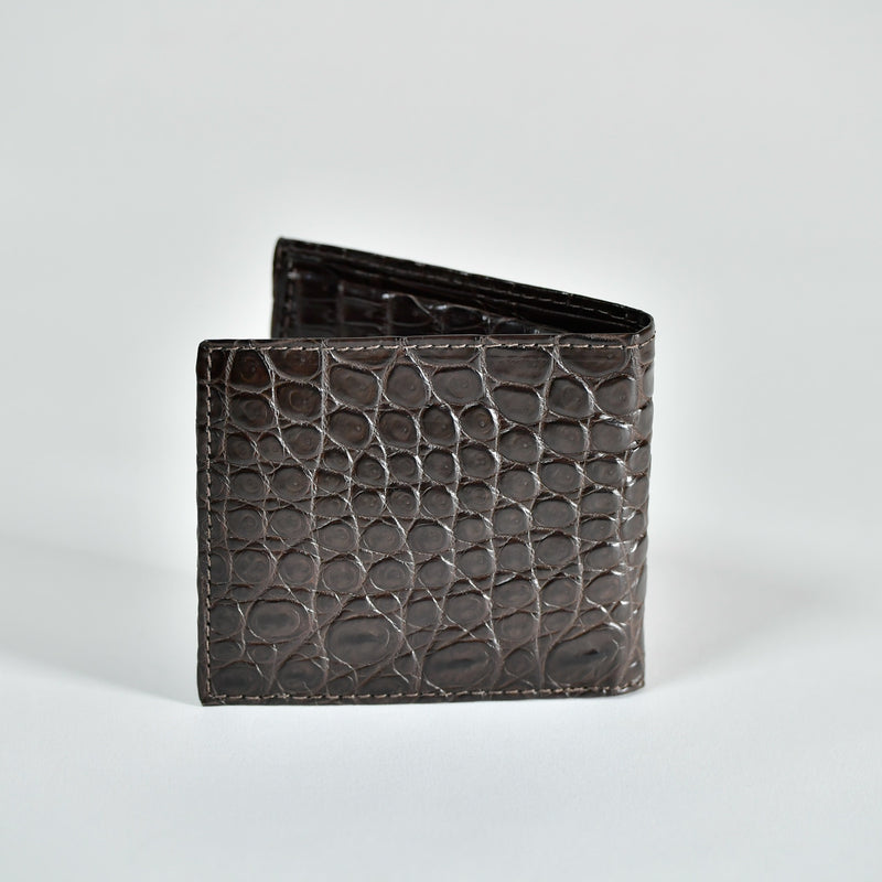 Cartera clásica de cocodrilo completa